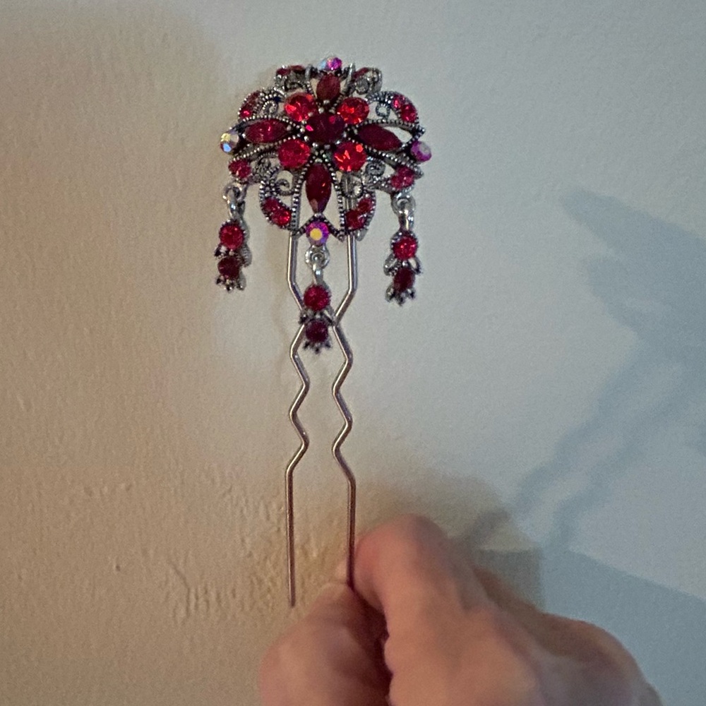 Red Rhinestone Floral Hairpin